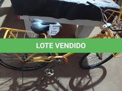 LOTE 277 - 01 BICICLETA CARGUEIRA E 02 RODAS. (NO ESTADO) ATENÇÃO! FAZER A VISITAÇÃO ANTES DE ARREMATAR, NÃO SABEMOS SE FUNCIONA. LEILÃO NÃO TEM GARANTIA E NEM DEVOLUÇÃO, SUJEITO A POSSÍVEIS AVARIAS VISÍVEIS/OCULTAS E/OU AUSÊNCIA DE COMPONENTES.