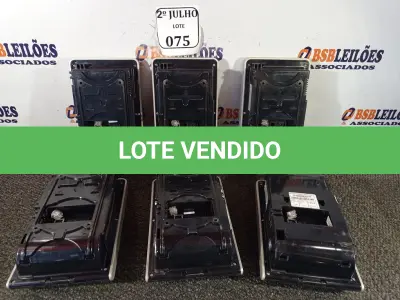 LOTE 075 - 06 RELÓGIOS DE PONTO. (NO ESTADO) ATENÇÃO! FAZER A VISITAÇÃO ANTES DE ARREMATAR, NÃO SABEMOS SE FUNCIONA. LEILÃO NÃO TEM GARANTIA E NEM DEVOLUÇÃO, SUJEITO A POSSÍVEIS AVARIAS VISÍVEIS/OCULTAS E/OU AUSÊNCIA DE COMPONENTES.