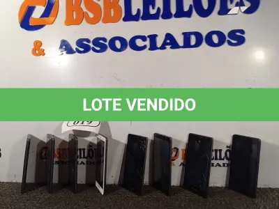 LOTE 019 - 08 APARELHOS CELULARES MARCA POSITIVO. (NO ESTADO) ATENÇÃO! FAZER A VISITAÇÃO ANTES DE ARREMATAR, NÃO SABEMOS SE FUNCIONA. LEILÃO NÃO TEM GARANTIA E NEM DEVOLUÇÃO, SUJEITO A POSSÍVEIS AVARIAS VISÍVEIS/OCULTAS E/OU AUSÊNCIA DE COMPONENTES.