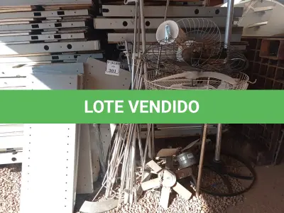 LOTE 301 - 01 LOTE COM SUCATAS DE VENTILADORES, EXAUSTORES E PRATELEIRAS. (NO ESTADO) ATENÇÃO! FAZER A VISITAÇÃO ANTES DE ARREMATAR, NÃO SABEMOS SE FUNCIONA. LEILÃO NÃO TEM GARANTIA E NEM DEVOLUÇÃO, SUJEITO A POSSÍVEIS AVARIAS VISÍVEIS/OCULTAS E/OU AUSÊNCIA DE COMPONENTES.