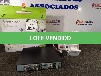 LOTE 094 - 01 DVR E 01 MINI CÂMERA. (NO ESTADO) ATENÇÃO! FAZER A VISITAÇÃO ANTES DE ARREMATAR, NÃO SABEMOS SE FUNCIONA. LEILÃO NÃO TEM GARANTIA E NEM DEVOLUÇÃO, SUJEITO A POSSÍVEIS AVARIAS VISÍVEIS/OCULTAS E/OU AUSÊNCIA DE COMPONENTES.