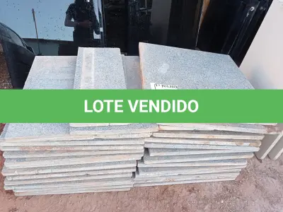 LOTE 324 - 01 LOTE COM PISO GRANITO CINZA ANDORINHA, 055X055 6M2. (NO ESTADO) ATENÇÃO! FAZER A VISITAÇÃO ANTES DE ARREMATAR, NÃO SABEMOS SE FUNCIONA. LEILÃO NÃO TEM GARANTIA E NEM DEVOLUÇÃO, SUJEITO A POSSÍVEIS AVARIAS VISÍVEIS/OCULTAS E/OU AUSÊNCIA DE COMPONENTES.