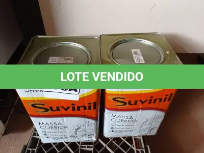 LOTE 075 - 02 LATAS DE MASSA CORRIDA PARA PAREDES INTERIOR CONTENDO 28KG CADA MARCA SUVINIL. (NO ESTADO) ATENÇÃO! FAZER A VISITAÇÃO ANTES DE ARREMATAR, NÃO SABEMOS SE FUNCIONA. LEILÃO NÃO TEM GARANTIA E NEM DEVOLUÇÃO, SUJEITO A POSSÍVEIS AVARIAS VISÍVEIS/OCULTAS E/OU AUSÊNCIA DE COMPONENTES.