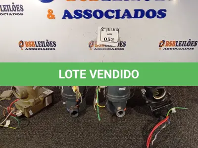 LOTE 052 - 04 AQUECEDORES PARA BANHEIRA. (NO ESTADO) ATENÇÃO! FAZER A VISITAÇÃO ANTES DE ARREMATAR, NÃO SABEMOS SE FUNCIONA. LEILÃO NÃO TEM GARANTIA E NEM DEVOLUÇÃO, SUJEITO A POSSÍVEIS AVARIAS VISÍVEIS/OCULTAS E/OU AUSÊNCIA DE COMPONENTES.