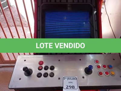 LOTE 298 - 01 MÁQUINA DE JOGOS FLIPERAMA. (NO ESTADO) ATENÇÃO! FAZER A VISITAÇÃO ANTES DE ARREMATAR, NÃO SABEMOS SE FUNCIONA. LEILÃO NÃO TEM GARANTIA E NEM DEVOLUÇÃO, SUJEITO A POSSÍVEIS AVARIAS VISÍVEIS/OCULTAS E/OU AUSÊNCIA DE COMPONENTES.