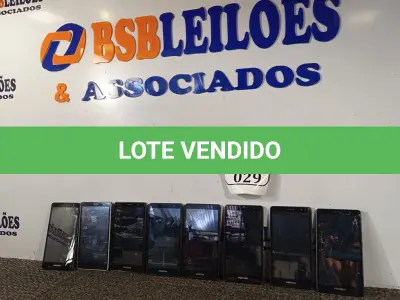 LOTE 029 - 08 APARELHOS CELULARES MARCA POSITIVO. (NO ESTADO) ATENÇÃO! FAZER A VISITAÇÃO ANTES DE ARREMATAR, NÃO SABEMOS SE FUNCIONA. LEILÃO NÃO TEM GARANTIA E NEM DEVOLUÇÃO, SUJEITO A POSSÍVEIS AVARIAS VISÍVEIS/OCULTAS E/OU AUSÊNCIA DE COMPONENTES.