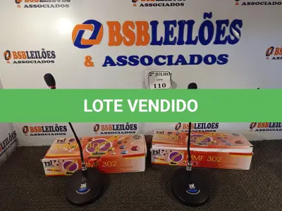 LOTE 110 - 02 MICROFONES DE MESA PROFISSIONAL MMF 302. (NO ESTADO) ATENÇÃO! FAZER A VISITAÇÃO ANTES DE ARREMATAR, NÃO SABEMOS SE FUNCIONA. LEILÃO NÃO TEM GARANTIA E NEM DEVOLUÇÃO, SUJEITO A POSSÍVEIS AVARIAS VISÍVEIS/OCULTAS E/OU AUSÊNCIA DE COMPONENTES.
