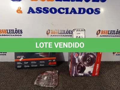 LOTE 041 - 01 FILTRO DE AR PARA MOTO, 01 PAR DE AUTO FALANTES E 01 PASTILHA DE FREIO PARA TAIGER 800. (NO ESTADO) ATENÇÃO! FAZER A VISITAÇÃO ANTES DE ARREMATAR, NÃO SABEMOS SE FUNCIONA. LEILÃO NÃO TEM GARANTIA E NEM DEVOLUÇÃO, SUJEITO A POSSÍVEIS AVARIAS VISÍVEIS/OCULTAS E/OU AUSÊNCIA DE COMPONENTES.