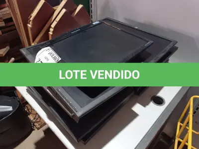 LOTE 278 - 09 MONITORES PARA RETIRADA DE PEÇAS. (NO ESTADO) ATENÇÃO! FAZER A VISITAÇÃO ANTES DE ARREMATAR, NÃO SABEMOS SE FUNCIONA. LEILÃO NÃO TEM GARANTIA E NEM DEVOLUÇÃO, SUJEITO A POSSÍVEIS AVARIAS VISÍVEIS/OCULTAS E/OU AUSÊNCIA DE COMPONENTES.