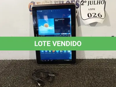 LOTE 026 - 01 TABLET MARCA SAMSUNG COM CABO. (NO ESTADO) ATENÇÃO! FAZER A VISITAÇÃO ANTES DE ARREMATAR, NÃO SABEMOS SE FUNCIONA. LEILÃO NÃO TEM GARANTIA E NEM DEVOLUÇÃO, SUJEITO A POSSÍVEIS AVARIAS VISÍVEIS/OCULTAS E/OU AUSÊNCIA DE COMPONENTES.