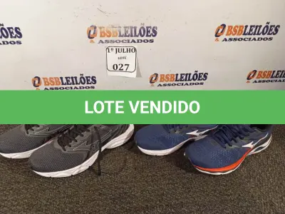LOTE 027 - 02 PARES DE TÊNIS MASCULINO TAMANHO 39 (NO ESTADO) ATENÇÃO! FAZER A VISITAÇÃO ANTES DE ARREMATAR, NÃO SABEMOS SE FUNCIONA. LEILÃO NÃO TEM GARANTIA E NEM DEVOLUÇÃO, SUJEITO A POSSÍVEIS AVARIAS VISÍVEIS/OCULTAS E/OU AUSÊNCIA DE COMPONENTES.