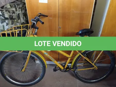 LOTE 256 - 01 BICICLETA CARGUEIRA NA COR AMARELA. (NO ESTADO) ATENÇÃO! FAZER A VISITAÇÃO ANTES DE ARREMATAR, NÃO SABEMOS SE FUNCIONA. LEILÃO NÃO TEM GARANTIA E NEM DEVOLUÇÃO, SUJEITO A POSSÍVEIS AVARIAS VISÍVEIS/OCULTAS E/OU AUSÊNCIA DE COMPONENTES.