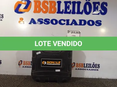 LOTE 109 - 01 PARAFUSADEIRA MARCA SCHUZ COM BATERIA. (NO ESTADO) ATENÇÃO! FAZER A VISITAÇÃO ANTES DE ARREMATAR, NÃO SABEMOS SE FUNCIONA. LEILÃO NÃO TEM GARANTIA E NEM DEVOLUÇÃO, SUJEITO A POSSÍVEIS AVARIAS VISÍVEIS/OCULTAS E/OU AUSÊNCIA DE COMPONENTES.