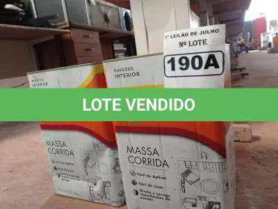 LOTE 190 - 02 LATAS DE MASSA CORRIDA PARA PAREDES INTERIOR CONTENDO 28KG CADA MARCA SUVINIL. (NO ESTADO) ATENÇÃO! FAZER A VISITAÇÃO ANTES DE ARREMATAR, NÃO SABEMOS SE FUNCIONA. LEILÃO NÃO TEM GARANTIA E NEM DEVOLUÇÃO, SUJEITO A POSSÍVEIS AVARIAS VISÍVEIS/OCULTAS E/OU AUSÊNCIA DE COMPONENTES.