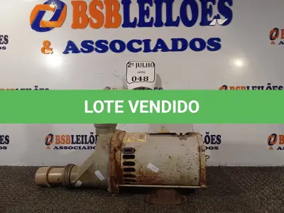LOTE 048 - 01 MOTOR BOMBA BIVOLT FAMAC. (NO ESTADO) ATENÇÃO! FAZER A VISITAÇÃO ANTES DE ARREMATAR, NÃO SABEMOS SE FUNCIONA. LEILÃO NÃO TEM GARANTIA E NEM DEVOLUÇÃO, SUJEITO A POSSÍVEIS AVARIAS VISÍVEIS/OCULTAS E/OU AUSÊNCIA DE COMPONENTES.