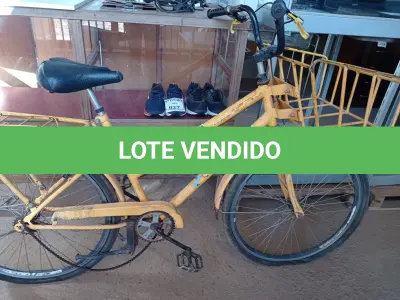 LOTE 295 - 01 BICICLETA CARGUEIRA E 02 RODAS. (NO ESTADO) ATENÇÃO! FAZER A VISITAÇÃO ANTES DE ARREMATAR, NÃO SABEMOS SE FUNCIONA. LEILÃO NÃO TEM GARANTIA E NEM DEVOLUÇÃO, SUJEITO A POSSÍVEIS AVARIAS VISÍVEIS/OCULTAS E/OU AUSÊNCIA DE COMPONENTES.