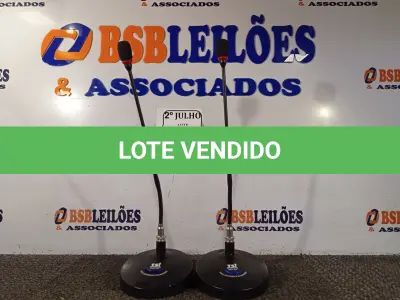 LOTE 064 - 02 MICROFONES DE MESA PROFISSIONAL MMF 302. (NO ESTADO) ATENÇÃO! FAZER A VISITAÇÃO ANTES DE ARREMATAR, NÃO SABEMOS SE FUNCIONA. LEILÃO NÃO TEM GARANTIA E NEM DEVOLUÇÃO, SUJEITO A POSSÍVEIS AVARIAS VISÍVEIS/OCULTAS E/OU AUSÊNCIA DE COMPONENTES.