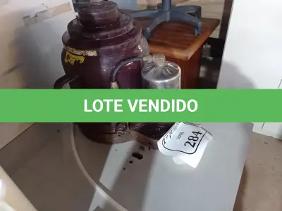 LOTE 284 - 01 MACACO PNEUMÁTICO. (NO ESTADO) ATENÇÃO! FAZER A VISITAÇÃO ANTES DE ARREMATAR, NÃO SABEMOS SE FUNCIONA. LEILÃO NÃO TEM GARANTIA E NEM DEVOLUÇÃO, SUJEITO A POSSÍVEIS AVARIAS VISÍVEIS/OCULTAS E/OU AUSÊNCIA DE COMPONENTES.