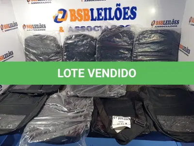 LOTE 261 - 01 LOTE COM 10 BOLSAS/MOCHILAS. (NO ESTADO) ATENÇÃO! FAZER A VISITAÇÃO ANTES DE ARREMATAR, NÃO SABEMOS SE FUNCIONA. LEILÃO NÃO TEM GARANTIA E NEM DEVOLUÇÃO, SUJEITO A POSSÍVEIS AVARIAS VISÍVEIS/OCULTAS E/OU AUSÊNCIA DE COMPONENTES.