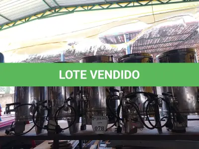 LOTE 078 - 05 CAFETEIRAS INDUSTRIAL EM INOX. (NO ESTADO) ATENÇÃO! FAZER A VISITAÇÃO ANTES DE ARREMATAR, NÃO SABEMOS SE FUNCIONA. LEILÃO NÃO TEM GARANTIA E NEM DEVOLUÇÃO, SUJEITO A POSSÍVEIS AVARIAS VISÍVEIS/OCULTAS E/OU AUSÊNCIA DE COMPONENTES.