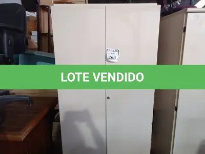 LOTE 268 - 01 ARMÁRIO PARA ESCRITÓRIO 02 PORTAS. (NO ESTADO) ATENÇÃO! FAZER A VISITAÇÃO ANTES DE ARREMATAR, NÃO SABEMOS SE FUNCIONA. LEILÃO NÃO TEM GARANTIA E NEM DEVOLUÇÃO, SUJEITO A POSSÍVEIS AVARIAS VISÍVEIS/OCULTAS E/OU AUSÊNCIA DE COMPONENTES.
