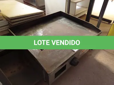 LOTE 060 - 01 CHAPA A GÁS MARCA TEDESCO. (NO ESTADO) ATENÇÃO! FAZER A VISITAÇÃO ANTES DE ARREMATAR, NÃO SABEMOS SE FUNCIONA. LEILÃO NÃO TEM GARANTIA E NEM DEVOLUÇÃO, SUJEITO A POSSÍVEIS AVARIAS VISÍVEIS/OCULTAS E/OU AUSÊNCIA DE COMPONENTES.