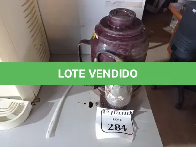 LOTE 284 - 01 MACACO PNEUMÁTICO. (NO ESTADO) ATENÇÃO! FAZER A VISITAÇÃO ANTES DE ARREMATAR, NÃO SABEMOS SE FUNCIONA. LEILÃO NÃO TEM GARANTIA E NEM DEVOLUÇÃO, SUJEITO A POSSÍVEIS AVARIAS VISÍVEIS/OCULTAS E/OU AUSÊNCIA DE COMPONENTES.