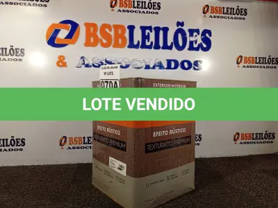 LOTE 070 - 01 LATA DE TINTA TEXTURATTO PREMIUM EFEITO RÚSTICO EXTERIOR/INTERIOR SUVINIL 25KG. (NO ESTADO) ATENÇÃO! FAZER A VISITAÇÃO ANTES DE ARREMATAR, NÃO SABEMOS SE FUNCIONA. LEILÃO NÃO TEM GARANTIA E NEM DEVOLUÇÃO, SUJEITO A POSSÍVEIS AVARIAS VISÍVEIS/OCULTAS E/OU AUSÊNCIA DE COMPONENTES.