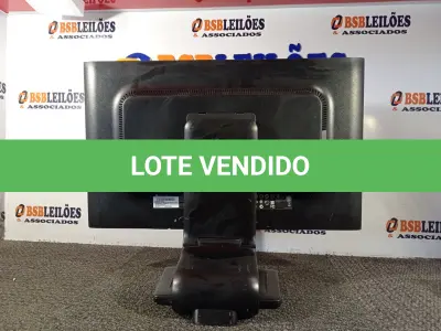 LOTE 282 - 01 MONITOR HP 23” (NO ESTADO) ATENÇÃO! FAZER A VISITAÇÃO ANTES DE ARREMATAR, NÃO SABEMOS SE FUNCIONA. LEILÃO NÃO TEM GARANTIA E NEM DEVOLUÇÃO, SUJEITO A POSSÍVEIS AVARIAS VISÍVEIS/OCULTAS E/OU AUSÊNCIA DE COMPONENTES.