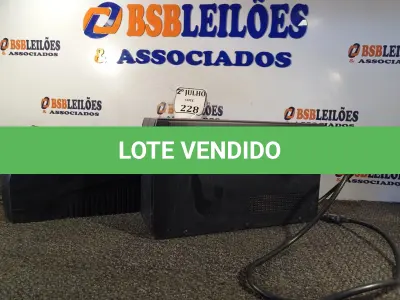 LOTE 228 - 02 NOBREAKS (NO ESTADO) ATENÇÃO! FAZER A VISITAÇÃO ANTES DE ARREMATAR, NÃO SABEMOS SE FUNCIONA. LEILÃO NÃO TEM GARANTIA E NEM DEVOLUÇÃO, SUJEITO A POSSÍVEIS AVARIAS VISÍVEIS/OCULTAS E/OU AUSÊNCIA DE COMPONENTES.