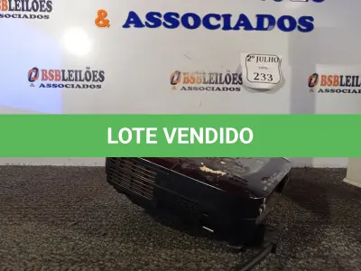 LOTE 233 - 01 PROJETOR EPSON COM HDMI (NO ESTADO) ATENÇÃO! FAZER A VISITAÇÃO ANTES DE ARREMATAR, NÃO SABEMOS SE FUNCIONA. LEILÃO NÃO TEM GARANTIA E NEM DEVOLUÇÃO, SUJEITO A POSSÍVEIS AVARIAS VISÍVEIS/OCULTAS E/OU AUSÊNCIA DE COMPONENTES.