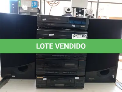 LOTE 170 - 01 SOM 4 EM 1 COM 02 CAIXA MARCA GRADIENTE E 01 VÍDEO CASSETE SEMP THOSHIBA (NO ESTADO) ATENÇÃO! FAZER A VISITAÇÃO ANTES DE ARREMATAR, NÃO SABEMOS SE FUNCIONA. LEILÃO NÃO TEM GARANTIA E NEM DEVOLUÇÃO, SUJEITO A POSSÍVEIS AVARIAS VISÍVEIS/OCULTAS E/OU AUSÊNCIA DE COMPONENTES.