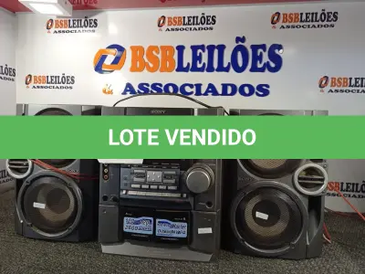 LOTE 227 - 01 SOM MARCAA SONY (NO ESTADO) ATENÇÃO! FAZER A VISITAÇÃO ANTES DE ARREMATAR, NÃO SABEMOS SE FUNCIONA. LEILÃO NÃO TEM GARANTIA E NEM DEVOLUÇÃO, SUJEITO A POSSÍVEIS AVARIAS VISÍVEIS/OCULTAS E/OU AUSÊNCIA DE COMPONENTES.