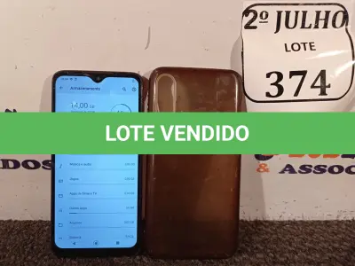 LOTE 374 - 01 CELULAR MOTOROLA MOTO G8 PLAY 32GB (NO ESTADO) ATENÇÃO! FAZER A VISITAÇÃO ANTES DE ARREMATAR, NÃO SABEMOS SE FUNCIONA. LEILÃO NÃO TEM GARANTIA E NEM DEVOLUÇÃO, SUJEITO A POSSÍVEIS AVARIAS VISÍVEIS/OCULTAS E/OU AUSÊNCIA DE COMPONENTES.