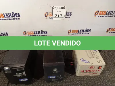 LOTE 217 - 02 ESTABILIZADORES E 01 TRANSFORMADOR DE VOLTAGEM (NO ESTADO) ATENÇÃO! FAZER A VISITAÇÃO ANTES DE ARREMATAR, NÃO SABEMOS SE FUNCIONA. LEILÃO NÃO TEM GARANTIA E NEM DEVOLUÇÃO, SUJEITO A POSSÍVEIS AVARIAS VISÍVEIS/OCULTAS E/OU AUSÊNCIA DE COMPONENTES.
