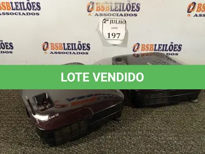 LOTE 197 - 02 PROJETORES MARCA EPSON COM HDMI (NO ESTADO) ATENÇÃO! FAZER A VISITAÇÃO ANTES DE ARREMATAR, NÃO SABEMOS SE FUNCIONA. LEILÃO NÃO TEM GARANTIA E NEM DEVOLUÇÃO, SUJEITO A POSSÍVEIS AVARIAS VISÍVEIS/OCULTAS E/OU AUSÊNCIA DE COMPONENTES.