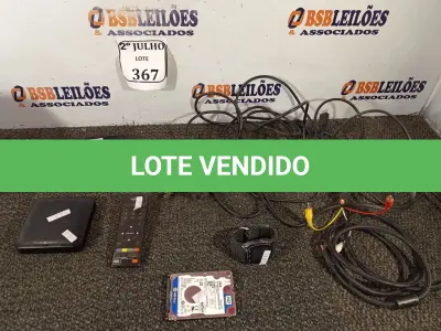 LOTE 367 - 03 TV BOX ,01 HD PARA NOTEBOOK ,01 RELÓGIO E CABOS DIVERSOS (NO ESTADO) ATENÇÃO! FAZER A VISITAÇÃO ANTES DE ARREMATAR, NÃO SABEMOS SE FUNCIONA. LEILÃO NÃO TEM GARANTIA E NEM DEVOLUÇÃO, SUJEITO A POSSÍVEIS AVARIAS VISÍVEIS/OCULTAS E/OU AUSÊNCIA DE COMPONENTES.