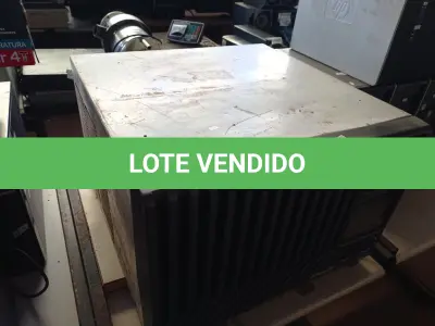 LOTE 275 - 01 AR CONDICIONADO PARA PAREDE (NO ESTADO) ATENÇÃO! FAZER A VISITAÇÃO ANTES DE ARREMATAR, NÃO SABEMOS SE FUNCIONA. LEILÃO NÃO TEM GARANTIA E NEM DEVOLUÇÃO, SUJEITO A POSSÍVEIS AVARIAS VISÍVEIS/OCULTAS E/OU AUSÊNCIA DE COMPONENTES.