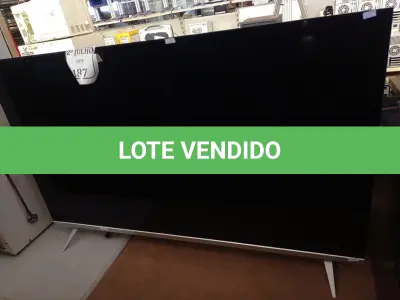 LOTE 187 - 01 TV PHILIPS 50”COM CONTROLE COM AVARIAS (NO ESTADO) ATENÇÃO! FAZER A VISITAÇÃO ANTES DE ARREMATAR, NÃO SABEMOS SE FUNCIONA. LEILÃO NÃO TEM GARANTIA E NEM DEVOLUÇÃO, SUJEITO A POSSÍVEIS AVARIAS VISÍVEIS/OCULTAS E/OU AUSÊNCIA DE COMPONENTES.