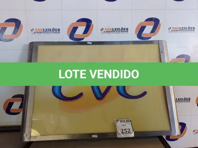 LOTE 252 - 01 PAINEL LUMINOSO (NO ESTADO) ATENÇÃO! FAZER A VISITAÇÃO ANTES DE ARREMATAR, NÃO SABEMOS SE FUNCIONA. LEILÃO NÃO TEM GARANTIA E NEM DEVOLUÇÃO, SUJEITO A POSSÍVEIS AVARIAS VISÍVEIS/OCULTAS E/OU AUSÊNCIA DE COMPONENTES.