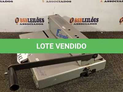LOTE 141 - 01 ENCADERNADORA MANUAL MARCA ESPIRAMALIC PLUS (NO ESTADO) ATENÇÃO! FAZER A VISITAÇÃO ANTES DE ARREMATAR, NÃO SABEMOS SE FUNCIONA. LEILÃO NÃO TEM GARANTIA E NEM DEVOLUÇÃO, SUJEITO A POSSÍVEIS AVARIAS VISÍVEIS/OCULTAS E/OU AUSÊNCIA DE COMPONENTES.