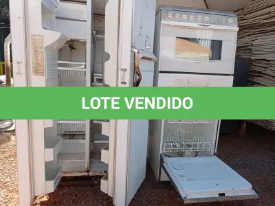 LOTE 214 - 01 GELADEIRA, 01FOGÃO ,01 LAVA-LOUÇA PARA RETIRADA DE PEÇAS (NO ESTADO) ATENÇÃO! FAZER A VISITAÇÃO ANTES DE ARREMATAR, NÃO SABEMOS SE FUNCIONA. LEILÃO NÃO TEM GARANTIA E NEM DEVOLUÇÃO, SUJEITO A POSSÍVEIS AVARIAS VISÍVEIS/OCULTAS E/OU AUSÊNCIA DE COMPONENTES.