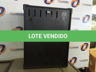 LOTE 184 - 01 CAIXA DE SOM AMPLIFICADA WATTSOM POP LINE 300 BIVOLT (NO ESTADO) ATENÇÃO! FAZER A VISITAÇÃO ANTES DE ARREMATAR, NÃO SABEMOS SE FUNCIONA. LEILÃO NÃO TEM GARANTIA E NEM DEVOLUÇÃO, SUJEITO A POSSÍVEIS AVARIAS VISÍVEIS/OCULTAS E/OU AUSÊNCIA DE COMPONENTES.