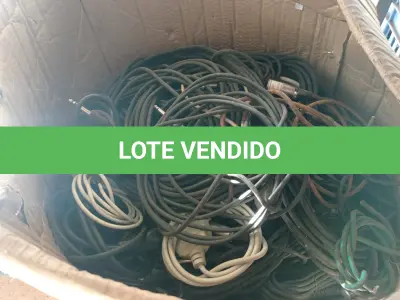 LOTE 121 - 01 LOTE COM 02 TIPOS DE CABOS. (NO ESTADO) ATENÇÃO! FAZER A VISITAÇÃO ANTES DE ARREMATAR, NÃO SABEMOS SE FUNCIONA. LEILÃO NÃO TEM GARANTIA E NEM DEVOLUÇÃO, SUJEITO A POSSÍVEIS AVARIAS VISÍVEIS/OCULTAS E/OU AUSÊNCIA DE COMPONENTES.