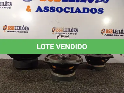 LOTE 351 - 01 ALTO-FALANTE DE 10” E 02 ALTO-FALANTES 69 (NO ESTADO) ATENÇÃO! FAZER A VISITAÇÃO ANTES DE ARREMATAR, NÃO SABEMOS SE FUNCIONA. LEILÃO NÃO TEM GARANTIA E NEM DEVOLUÇÃO, SUJEITO A POSSÍVEIS AVARIAS VISÍVEIS/OCULTAS E/OU AUSÊNCIA DE COMPONENTES.