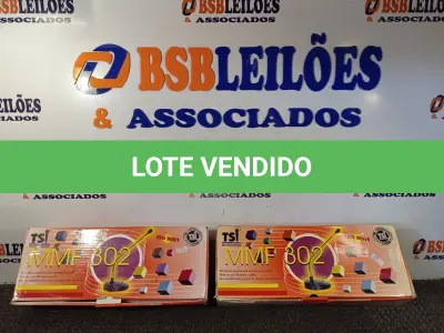 LOTE 128 - 02 MICROFONES DE MESA PROFISSIONAL MMF 302. (NO ESTADO) ATENÇÃO! FAZER A VISITAÇÃO ANTES DE ARREMATAR, NÃO SABEMOS SE FUNCIONA. LEILÃO NÃO TEM GARANTIA E NEM DEVOLUÇÃO, SUJEITO A POSSÍVEIS AVARIAS VISÍVEIS/OCULTAS E/OU AUSÊNCIA DE COMPONENTES.