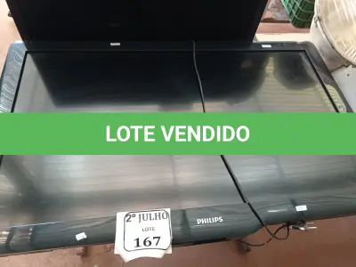 LOTE 167 - 02 TVS SENDO UMA PHILIPS 40” E CCE 32” COM AVARIAS. (NO ESTADO) ATENÇÃO! FAZER A VISITAÇÃO ANTES DE ARREMATAR, NÃO SABEMOS SE FUNCIONA. LEILÃO NÃO TEM GARANTIA E NEM DEVOLUÇÃO, SUJEITO A POSSÍVEIS AVARIAS VISÍVEIS/OCULTAS E/OU AUSÊNCIA DE COMPONENTES.