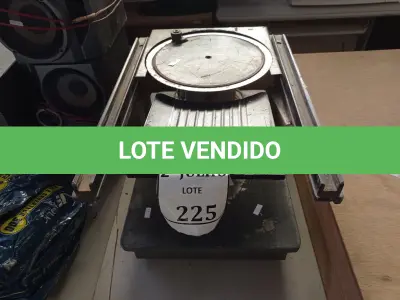 LOTE 225 - 01 FATIADOR DE FRIOS BOLI (NO ESTADO) ATENÇÃO! FAZER A VISITAÇÃO ANTES DE ARREMATAR, NÃO SABEMOS SE FUNCIONA. LEILÃO NÃO TEM GARANTIA E NEM DEVOLUÇÃO, SUJEITO A POSSÍVEIS AVARIAS VISÍVEIS/OCULTAS E/OU AUSÊNCIA DE COMPONENTES.