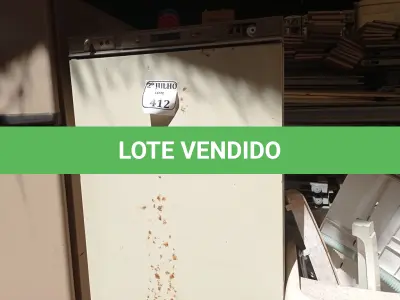 LOTE 412 - 01 FREEZER VERTICAL BRASTEMP 220V (NO ESTADO) ATENÇÃO! FAZER A VISITAÇÃO ANTES DE ARREMATAR, NÃO SABEMOS SE FUNCIONA. LEILÃO NÃO TEM GARANTIA E NEM DEVOLUÇÃO, SUJEITO A POSSÍVEIS AVARIAS VISÍVEIS/OCULTAS E/OU AUSÊNCIA DE COMPONENTES.