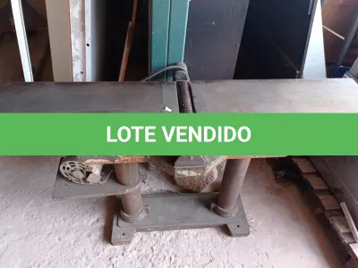 LOTE 432 - 01 PLAINA DESEMPENADEIRA PARA MARCENARIA (NO ESTADO) ATENÇÃO! FAZER A VISITAÇÃO ANTES DE ARREMATAR, NÃO SABEMOS SE FUNCIONA. LEILÃO NÃO TEM GARANTIA E NEM DEVOLUÇÃO, SUJEITO A POSSÍVEIS AVARIAS VISÍVEIS/OCULTAS E/OU AUSÊNCIA DE COMPONENTES.